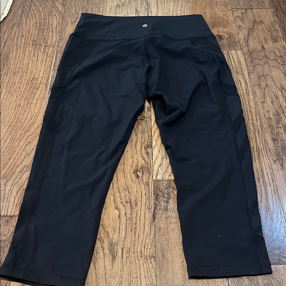 LuluLemon Black with Sheer Panel Leggings size 12 - Picture 4 of 7